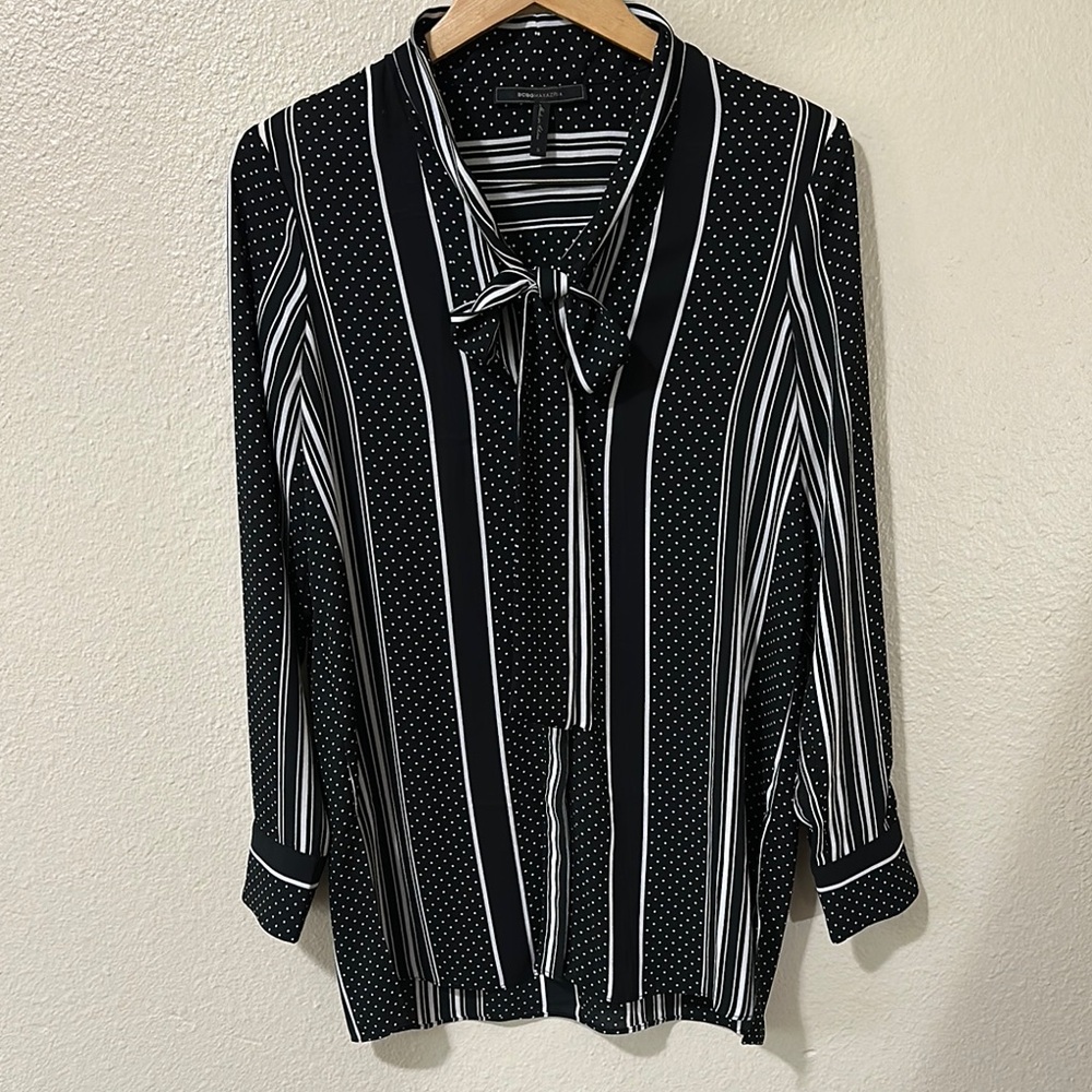BCBGMaxAzria Black and White Tie Front Long Sleeve Tunic